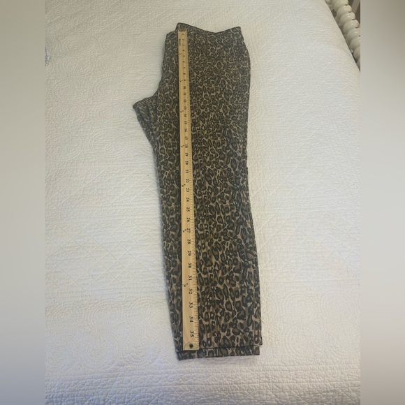 D. Jeans. Animal Print Jeans. Size 14W. #Mobwife - Picture 5 of 6